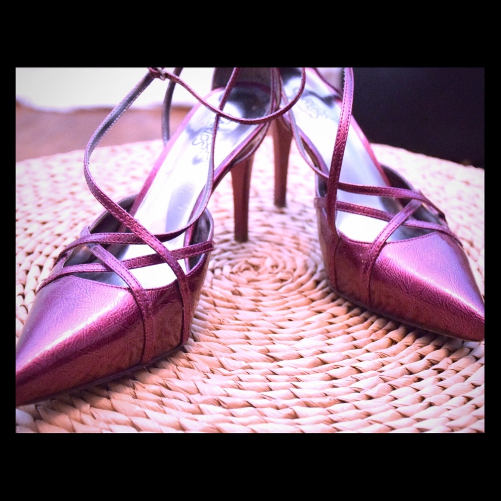 Carlos Santana strappy heels